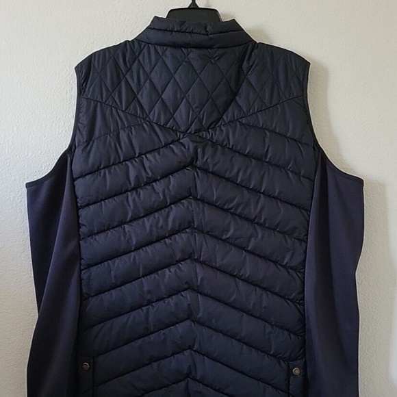 Barbour Cavalry Quilted Stretch Gilet Vest in Dark Navy - Picture 5 of 9